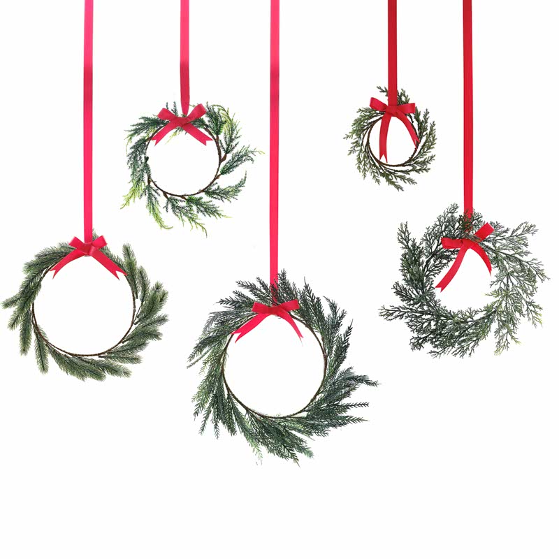 Christmas Foliage Wreath Hanging Decorations (5pk)
