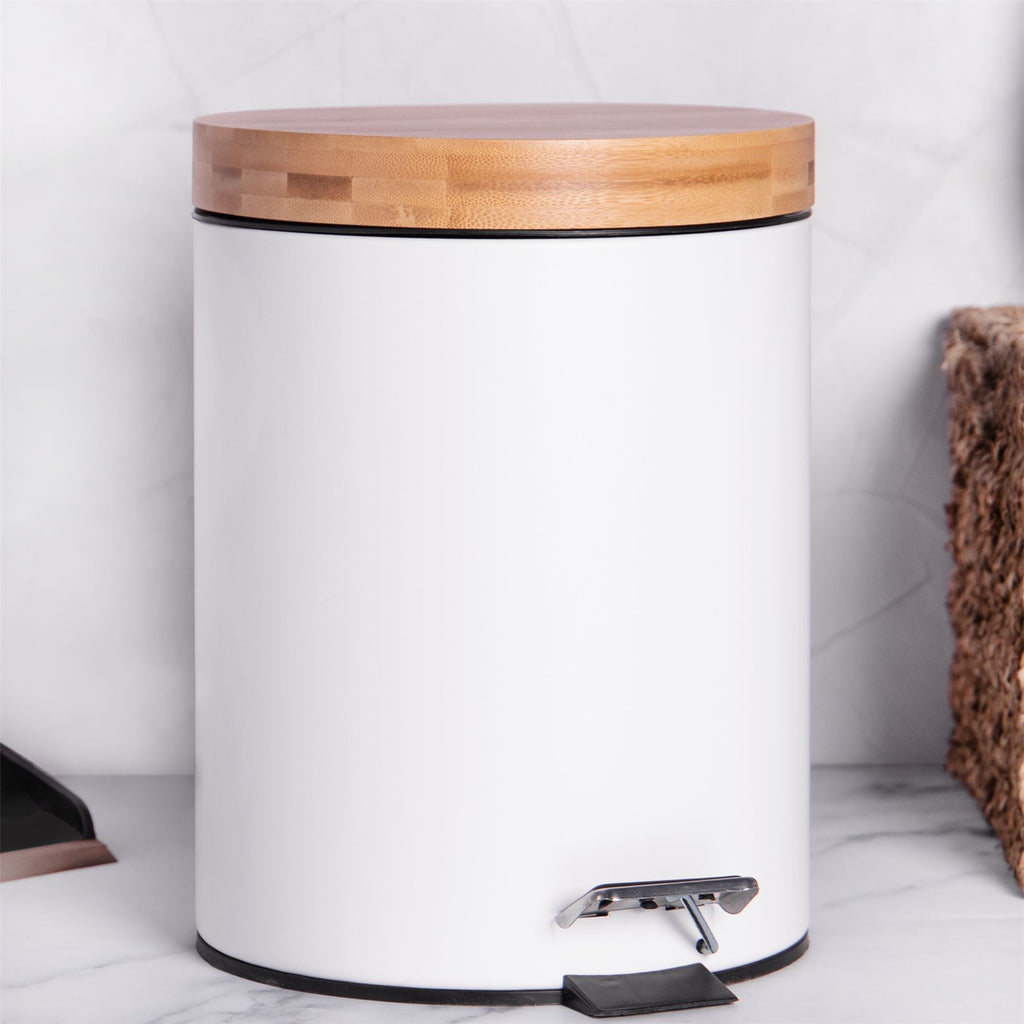 Bathroom Bin with Bamboo Lid 5L | M&W	